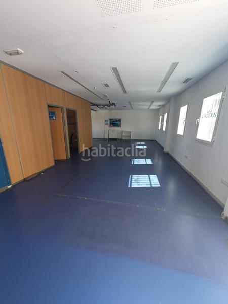 Foto 2d730e37-1a3f-4dd1-9aa7-e9bca1f46a7f. Affitto ufficio con riscaldamento in colores - entreparques Sevilla