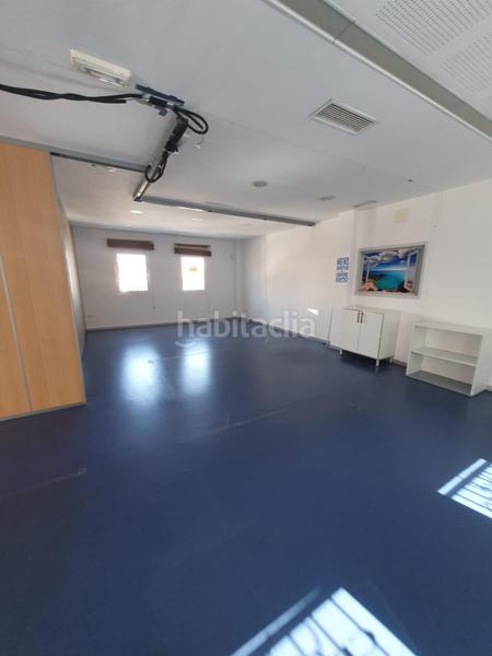 Foto 5c70b06c-a124-46b9-83c7-bc322e80f6a4. Affitto ufficio con riscaldamento in colores - entreparques Sevilla