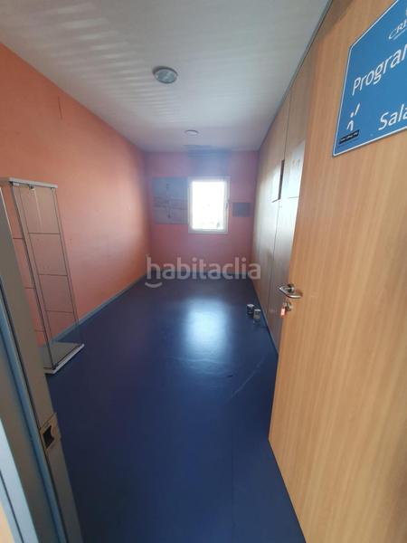 Foto b635d745-8b27-4ba3-aa5e-c518d5875582. Affitto ufficio con riscaldamento in colores - entreparques Sevilla