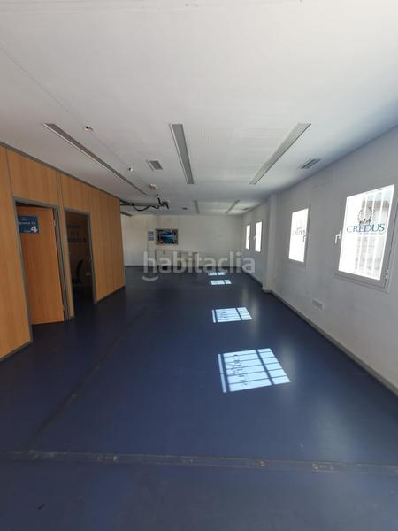 Foto f04d7337-8274-4aae-9324-f096ab643c4e. Miete büro mit heizung in colores - entreparques Sevilla