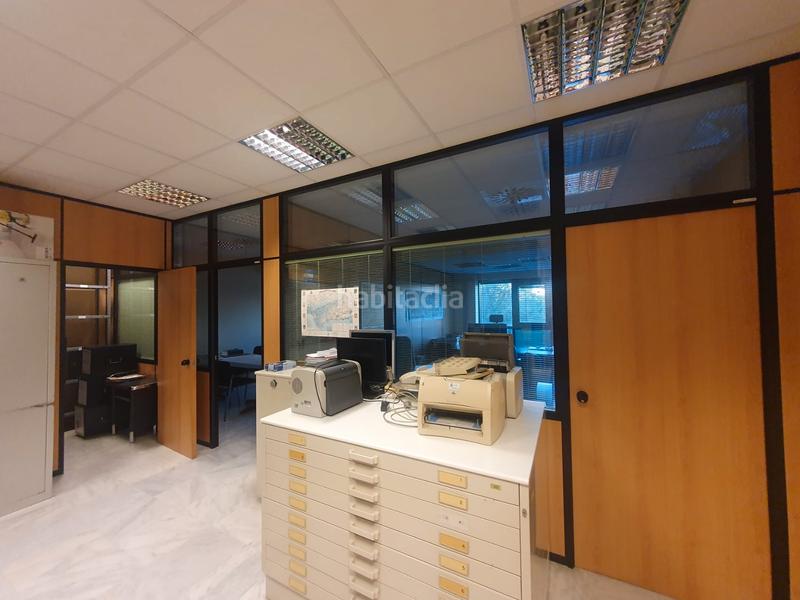 Foto d4473d50-9fa4-4593-9d2a-5473387d46be. Ufficio in Triana Oeste Sevilla