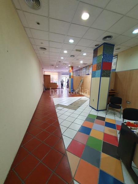 Foto b29226ea-520b-4665-9895-57c0ff41ed35. Lloguer local comercial a Triana Oeste Sevilla