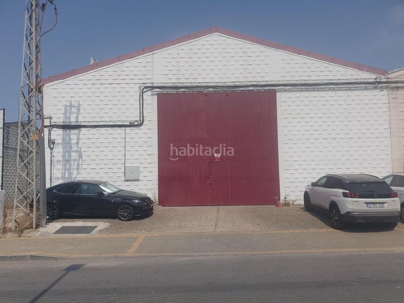 Foto 3d678871-94dd-4ad5-9aea-c5aae9e14d91. Rent industrial building in Palmete Sevilla