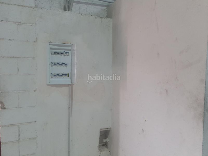 Foto 874900b4-532c-4218-809e-ad55686e4c0d. Rent industrial building in Palmete Sevilla