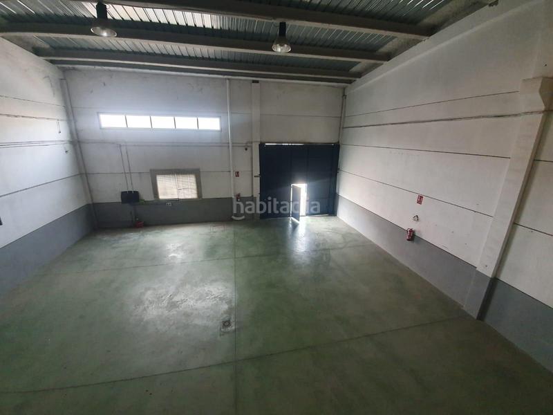 Foto 0b6090c0-63c6-43d1-8d22-0195a432facb. Alquiler nave industrial estupenda nave en alquiler en los palillos en Alcalá de Guadaira