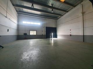 Location Bâtiment à usage industriel à La Paz. Estupenda nave en alquiler en los palillos