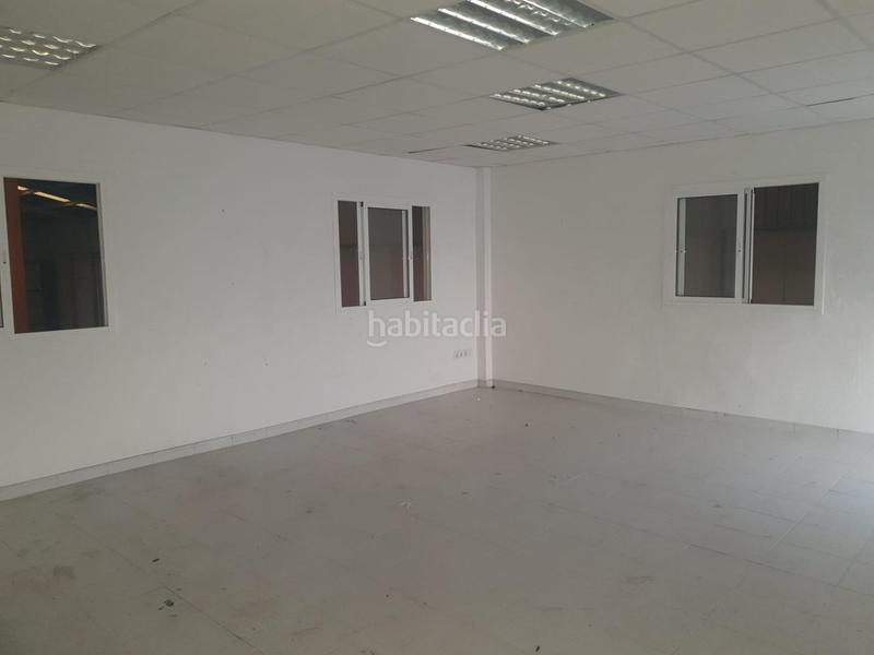 Foto 145569a5-aad1-43b0-b626-624311f52b89. Location bâtiment à usage industriel dans Hacienda la Cartuja Tomares