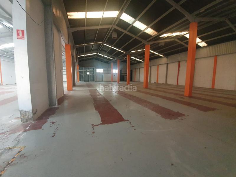Foto 5963c526-bfde-4c7b-90ac-7dfba7e88269. Location bâtiment à usage industriel dans Hacienda la Cartuja Tomares