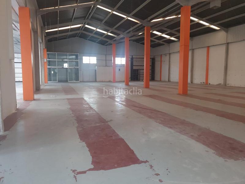 Foto bf51d6fb-26c7-4ac6-b635-7360f48e6d72. Rent industrial building in Hacienda la Cartuja Tomares