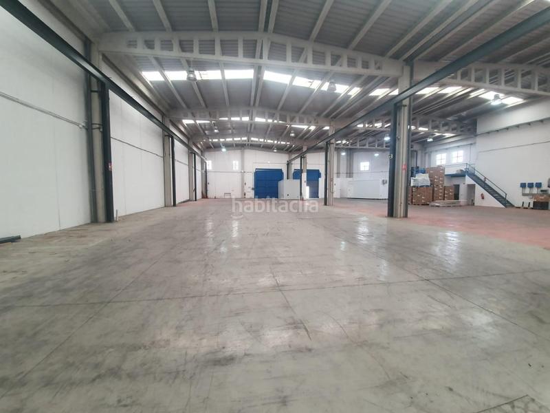 Foto e1cb353a-30bd-4fed-9027-28711908b1d0. Capannone industriale in La Paz Alcalá de Guadaira