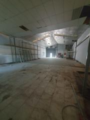 Lloguer Nau industrial a Torreblanca. Estupenda nave con zona comercial