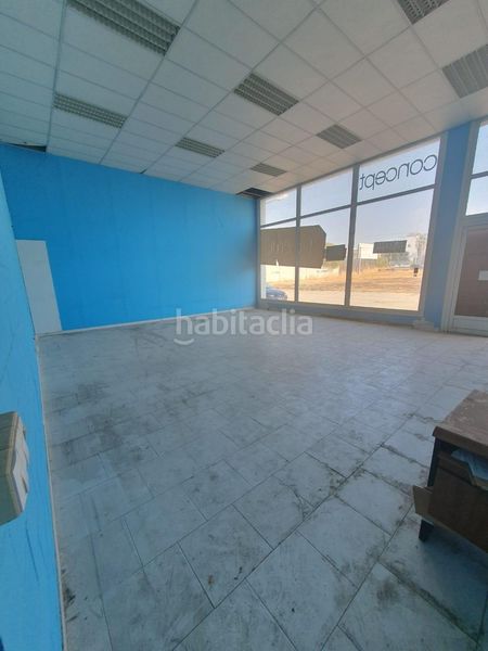 Foto af823a82-0706-427a-bc75-2139453982f8. Miete fabrikhalle in Torreblanca Sevilla