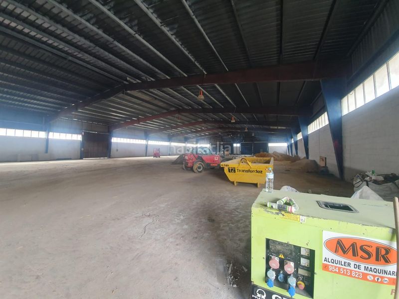 Foto b060d5f4-14af-4eee-8572-116110db0276. Nau industrial a La Motilla - Fuente del Rey Dos Hermanas