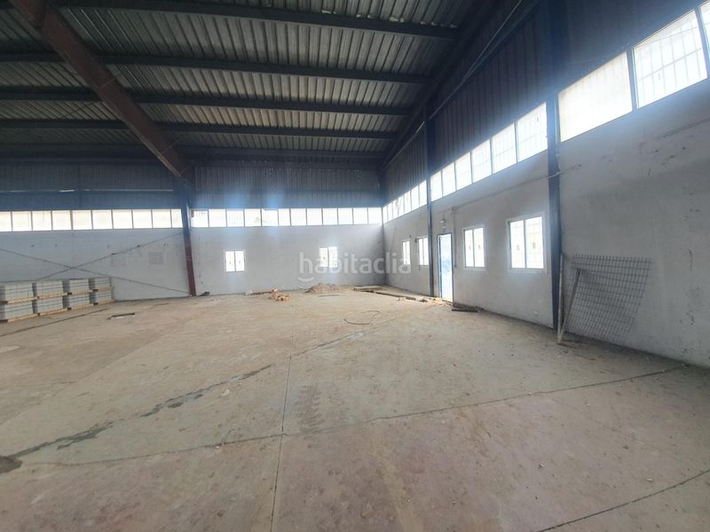 Foto b868d80f-0f84-4fc5-b07b-0dd5b62632d9. Nau industrial a La Motilla - Fuente del Rey Dos Hermanas