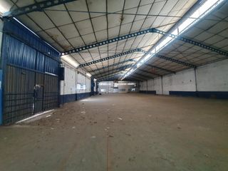 Lloguer Nau industrial a El Plantinar - Avda. La Paz - El Juncal. Magnífica nave diáfana de 400 m2 con ubicación estratégica