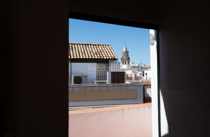 Foto 17b2bb85-f715-4441-b1ff-a267aec235a2. Edificio in Encarnación - Regina Sevilla