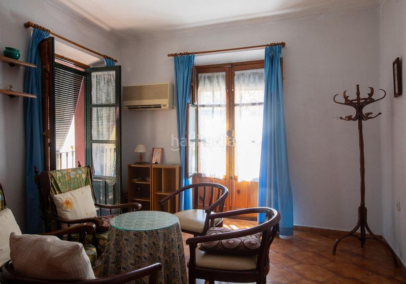 Foto b1c2aa03-f2bd-42ce-952c-b280232b8609. Edificio in Encarnación - Regina Sevilla