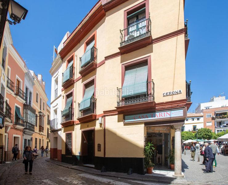 Foto dac1051d-b2c3-46f5-8e00-ed911d27f477. Edificio in Encarnación - Regina Sevilla