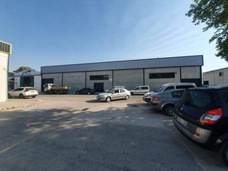 Lloguer Nau industrial a Palacios y Villafranca (Los). Nave de 1000 m2 en alquiler