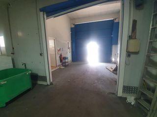 Nau industrial a La Paz. Nave frigorífica en venta 450 m2  estratégica y totalmente equip