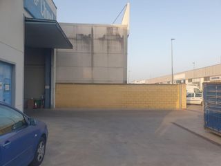 Location Bâtiment à usage industriel à San Jose de la Rinconada. Nave en alquiler en el polígono el cáñamo