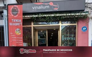 Traspaso Local Comercial en Calle pags del corro 145. Traspaso tienda de vinos en sevilla