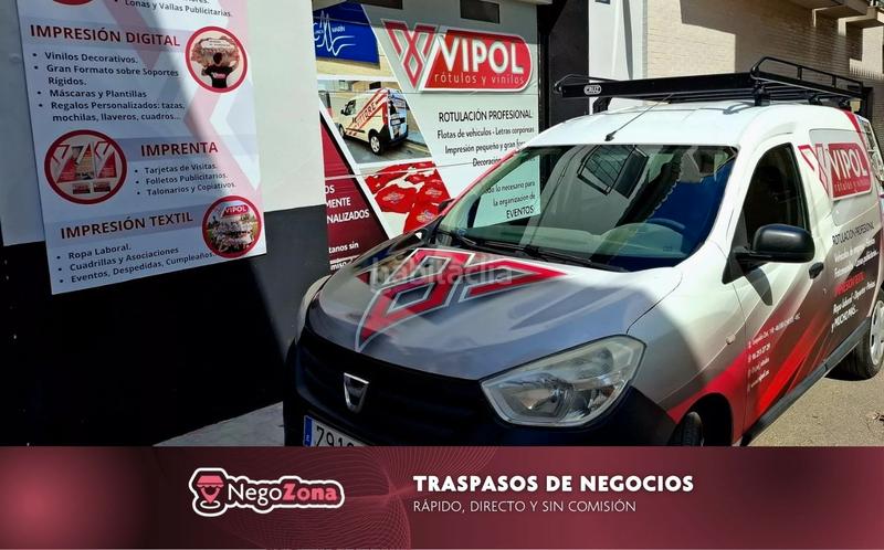 Foto b1d0265f-506b-4b27-8945-2f5b4cb0464d. Traspàs local comercial a calle cambrillas 21 a Cheste