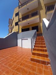 Affitto Appartamento  Calle neptuno. Piso sin muebles en candelaria con garaje