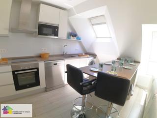 Appartement à Centro Ciudad. Se vende ático en el centro, amueblado, con dos habitaciones, do