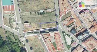 Terreny residencial a Calle peregrino 32. Se vende parcela urbana en la virgen del camino, león, en la c.