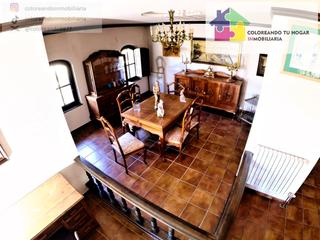 Chalet in Villarejo de Órbigo. Se vende chalet en veguellina de orbigo, con 5 habitaciones, 4 b