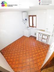 Piso  Calle de laureano díez canseco. Se vende piso de 3 habitaciones, un baño, para reformar, con tra