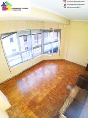 Appartement  Calle de laureano díez canseco. Se vende piso de 3 habitaciones, un baño, para reformar, con tra