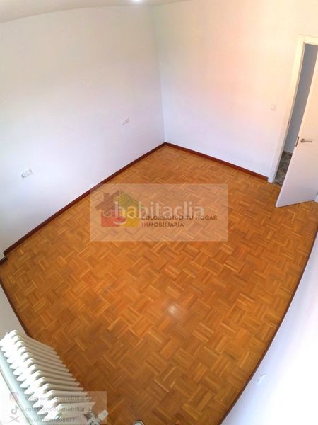 Foto 040b274c-9b22-4bdb-9961-49ea46e997e1. Appartamento con riscaldamento parcheggio in Trobajo del camino
