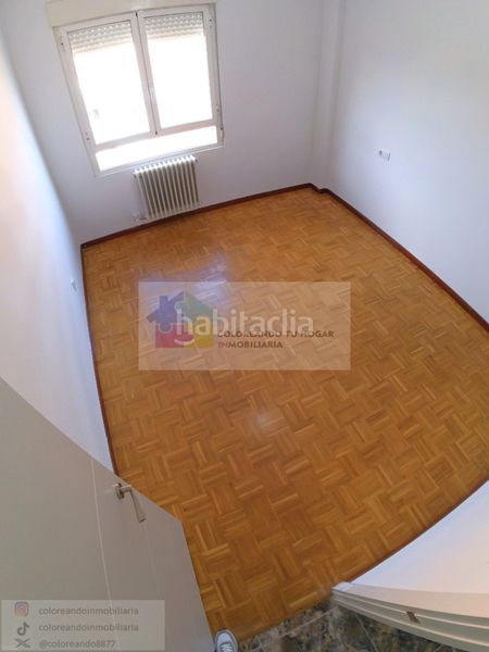 Foto 2e0c0f9e-a0f5-4f80-898a-eaa0d92823f9. Appartamento con riscaldamento parcheggio in Trobajo del camino