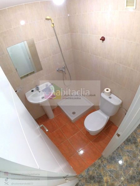 Foto 66aec421-e9ad-4588-b434-37cd5aae3cef. Appartamento con riscaldamento parcheggio in Trobajo del camino
