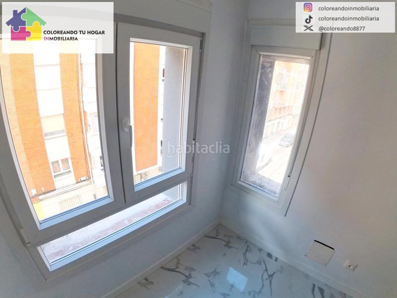 Foto 60905c41-6841-497a-92af-d834ac9e8593. Pis a calle pérez galdós 28 a Crucero León