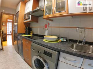 Location Appartement  Avenida del padre isla. Se alquila piso de 2 hab. 1 baño, con opción de cochera, en avda