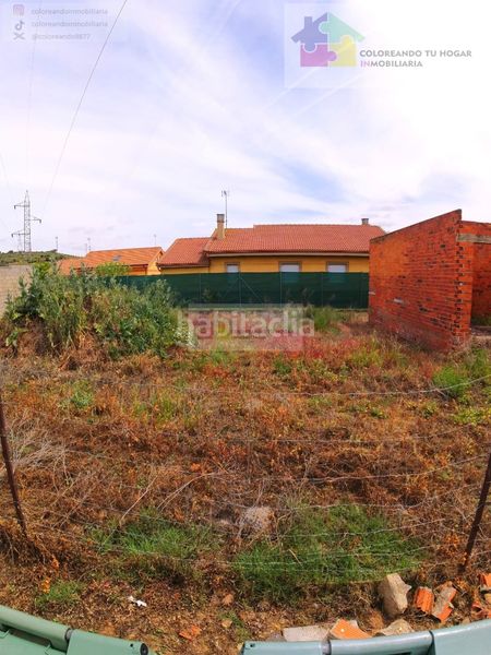 Foto 0a4247bd-22eb-4582-b202-a7c193d1d1b4. Terreny residencial a Benavides