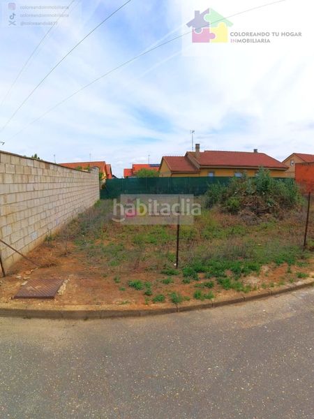 Foto a126f5a6-3ad7-416f-9609-0f3dd43aa1a7. Terreny residencial a Benavides