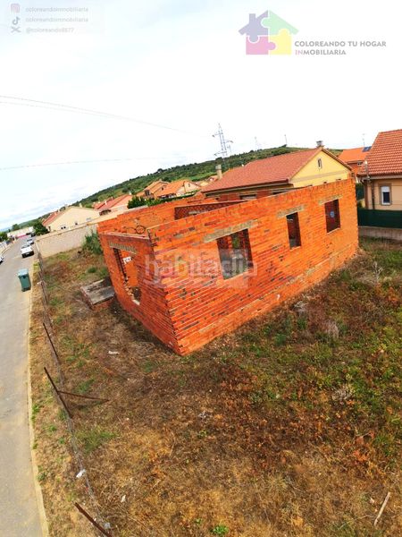 Foto c7dfe4c6-6893-4086-9684-b2cb39a6fae1. Terreny residencial a Benavides