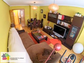 Appartement à Villaquilambre. Se vende piso en navatejera, amueblado, suelo radiante, 4hab. 2