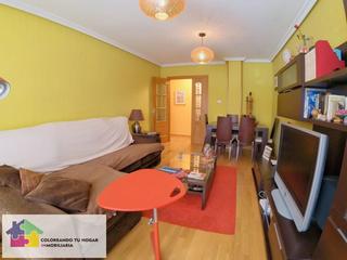 Appartement à Villaquilambre. Se vende piso en navatejera, amueblado, suelo radiante, 4hab. 2