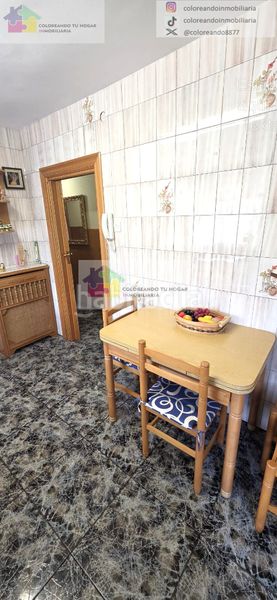 Foto c0e69e79-bb8b-4f2b-9181-c0d2c957cbbf. Casa con riscaldamento in Pola de Gordón (La)