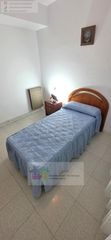 Affitto Appartamento in Villadangos del Páramo. Se alquila piso de 4 habitaciones, amueblado, para familias gran