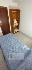 Miete Etagenwohnung in Villadangos del Páramo. Se alquila piso de 4 habitaciones, amueblado, para familias gran