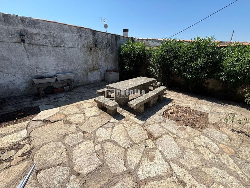 Foto 2285de7c-1b19-42f8-b1b2-cf278db655c3. Casa amb piscina a Cadalso de los Vidrios