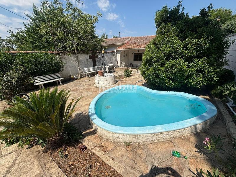 Foto 5fa1ba04-e7be-42cc-84ab-b5af1c3213a7. Casa amb piscina a Cadalso de los Vidrios