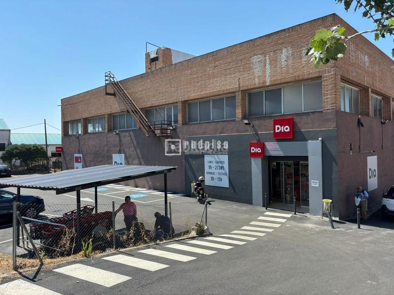 Foto aa386d3c-a3f8-4908-b84b-2301e43a4f26. Casa amb piscina a Cadalso de los Vidrios