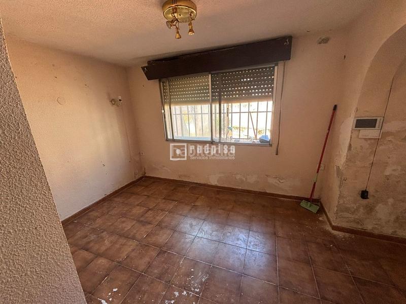 Foto ede82acf-5a39-4b47-8999-1778669e400f. Casa amb piscina a Cadalso de los Vidrios